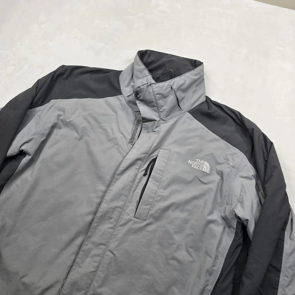 The North Face‎ HyVent Jacket Mens XL Gray Black Insulated Ski Snow Nylon